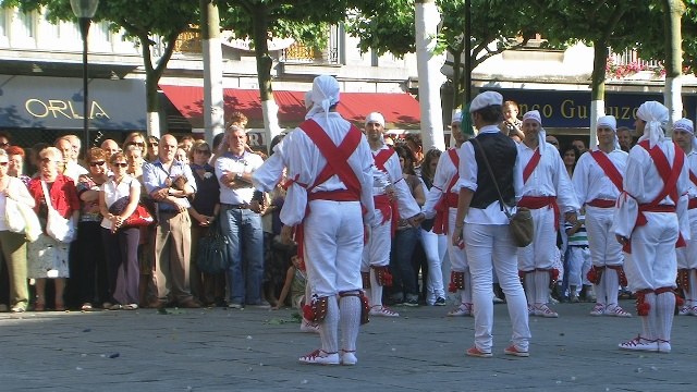 Tolosa: Bordon-dantza 2009 Aurreskua 07