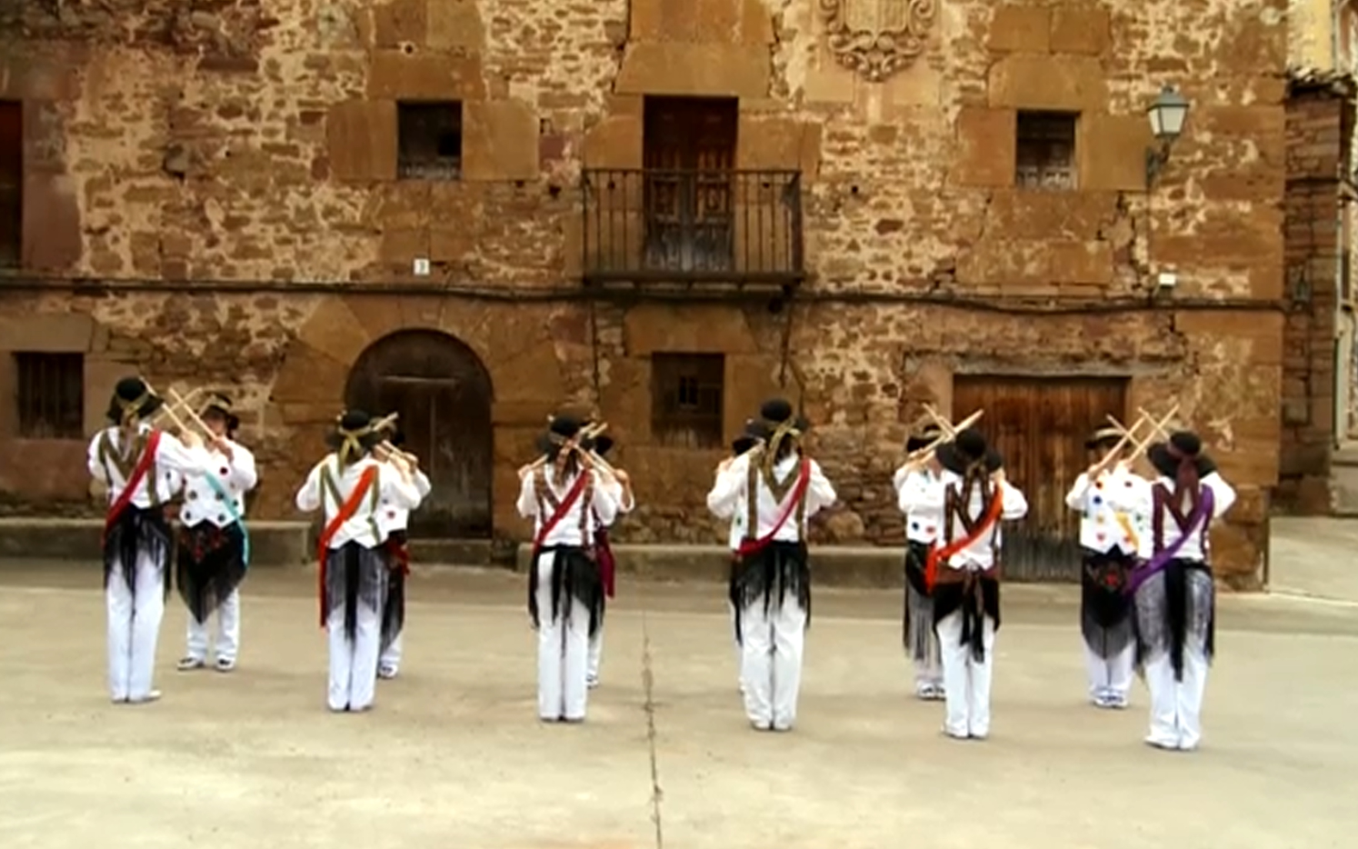 Ventrosa de la Sierra: Cinco lobitos 2011