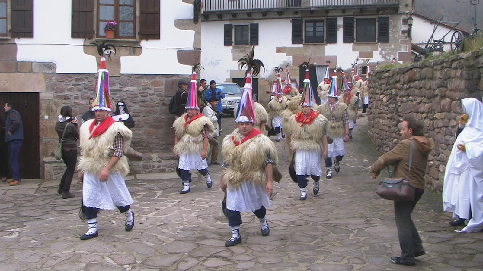 Zubieta - Ituren: joaldunak eta mozorroak 2011