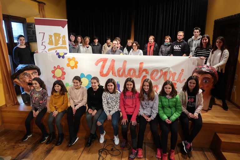 Ordiziako kultur eragileek elkarlanean Oianguko erromeria oinarri duen "Udaberri fest" antolatu dute Oiangun larunbat honetarako