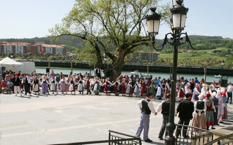 Bizkai euskal folklor elkartearen XLI. ikastaroko matrikula zabalik da