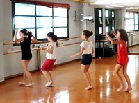 Diasporara eta haurren dantza ikasketetara begira aurtengo Sortutakoak Tradizionalean aukeratutako proiektuak