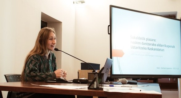 Alaia Cachenaut: “Emazteen rola ez da pasiboa izan”