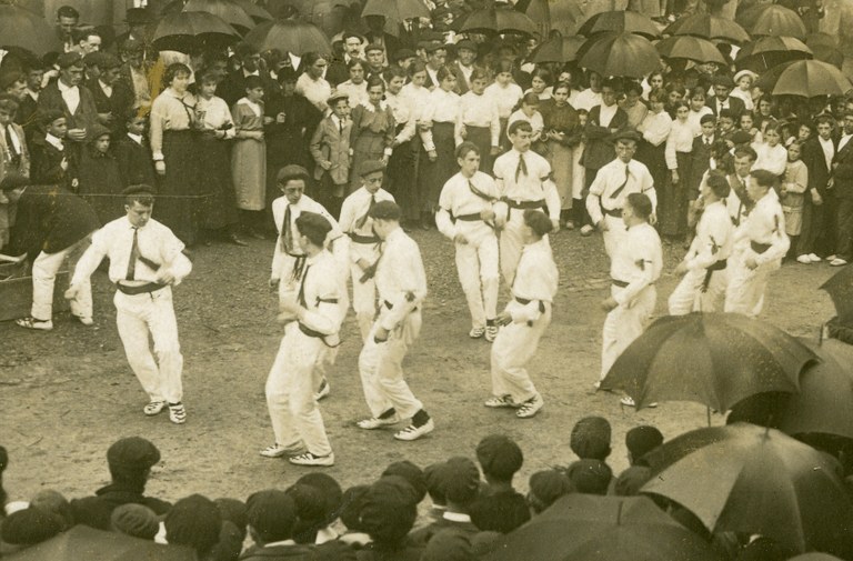 Mintegia: Gipuzkoako dantzak (eta IV): Gipuzkoako dantzen sistema