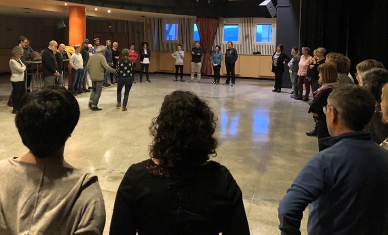 Kantuaz dantzan Bearnoko Joan Frances Tisnerrekin