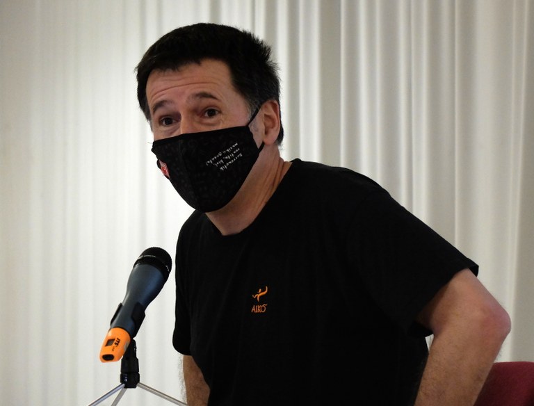 Patxi Laborda: "Interesgarria da ulertzea musika irakasten ari naizela gorputzaren bidez" Patxi Laborda: "Interesgarria da ulertzea musika irakasten ari naizela gorputzaren bidez"