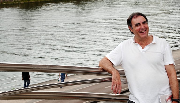 Dantza maisuak historian zehar, Josu Larrinagaren ikerketa-lana