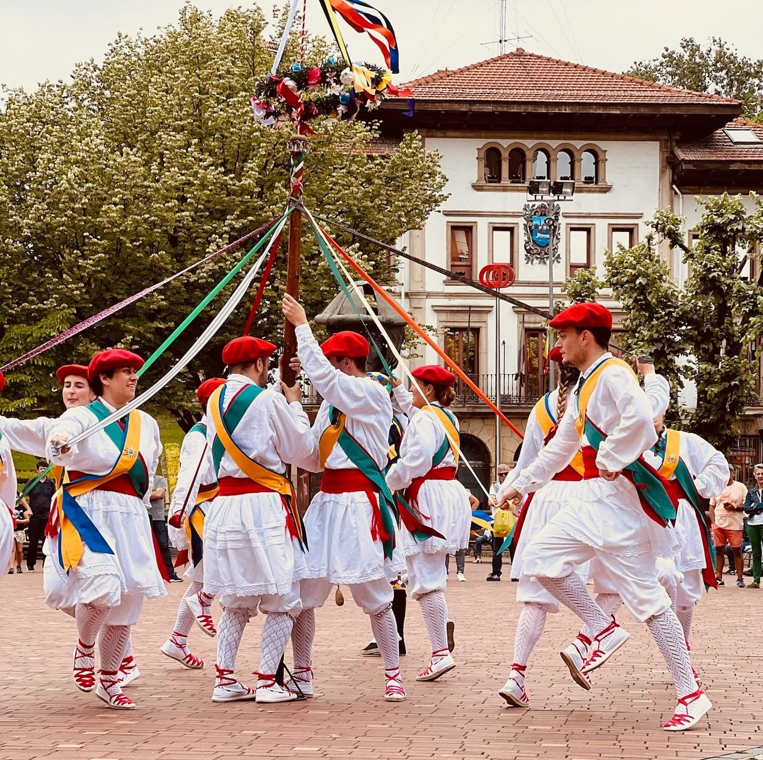 Egua garaile Sestaoko egu-dantzetan