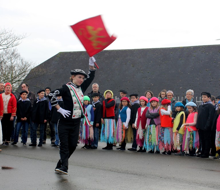 Entseinaria Laborariaren erdibitzea da