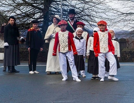 Kükülleroak oilarrak dira