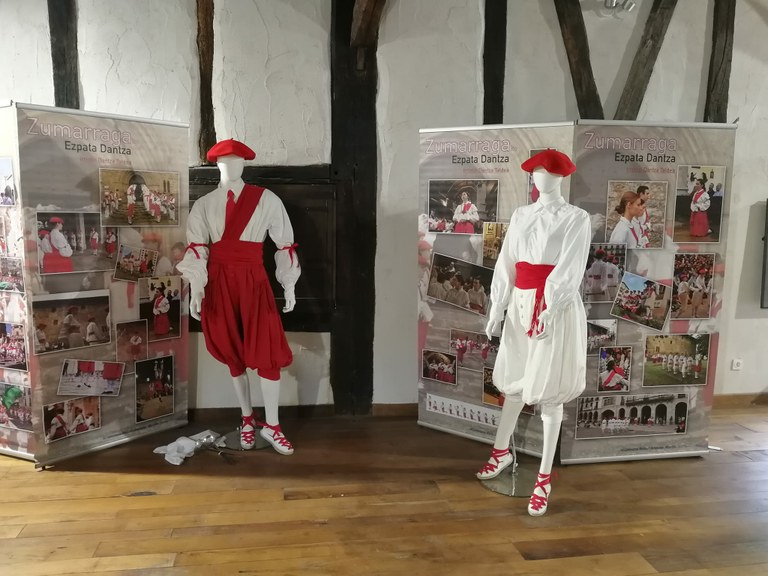 20230912_BeasainEzpatadantzakerakusketaMaritzuli_010.jpg 20230912_BeasainEzpatadantzakerakusketaMaritzuli_010.jpg