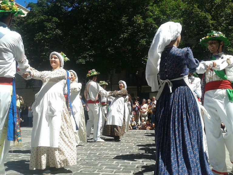 Ortzadar Europatik dantzan