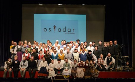 Ostadar Dantza Taldearen urteroko Gabonetako emanaldia Ostadar Dantza Taldearen urteroko Gabonetako emanaldia