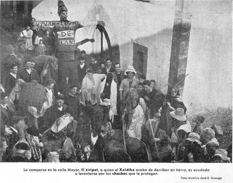 El ziripot ayudado por los chachos (1945) El ziripot ayudado por los chachos (1945)