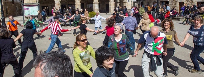 AIKO Taldea: Dantzaldi erromeria