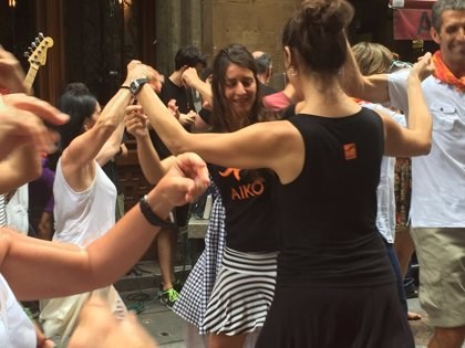 Aiko Taldea: Dantzapoteoa