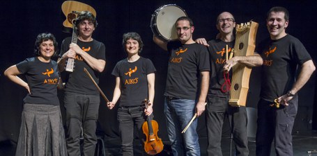 Aiko Taldea: erromeri-dantzaldia