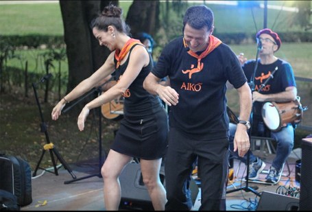 AIKO Taldea: erromeri-dantzaldia