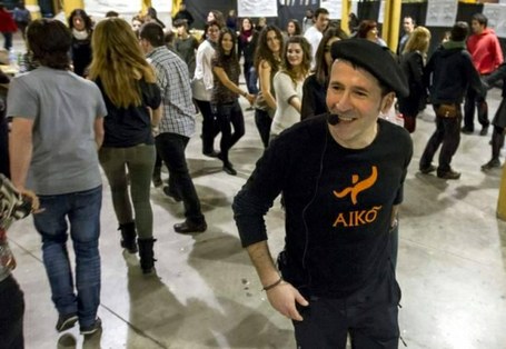 Aiko Taldea: erromeri-dantzaldia