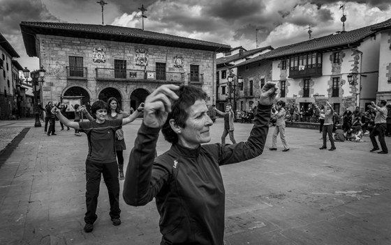 Dantzategiak Bilbon: mutildantza, hasmenta eta segida