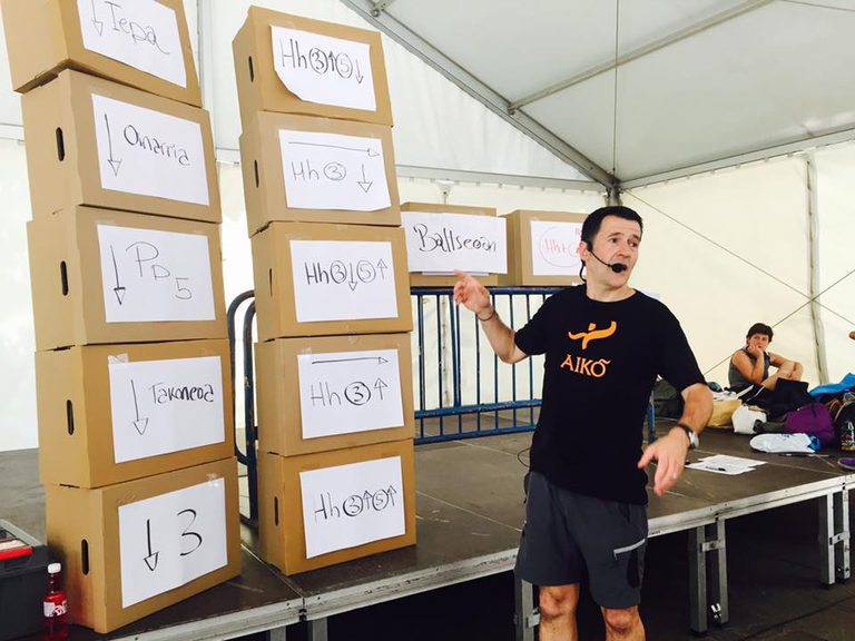 Ikastaroak: Larrain dantzako dantzak (Areatza) eta Dantzaren didaktika (Leioa UPV/EHU)