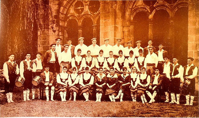 Itakatik urrunduz hasi da bidaia