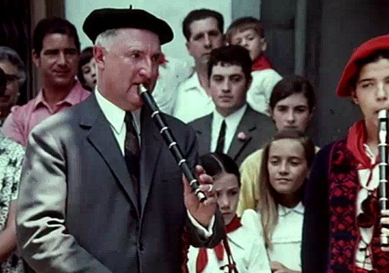 Santiago Irigoien txistulari lesakarra