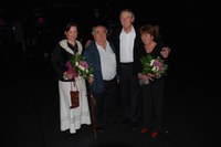 Hungariar poeten kantuak primaderari Hungariar poeten kantuak primaderari