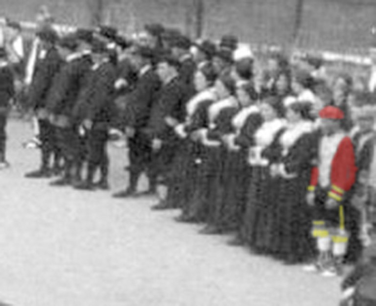 Txerreroa Iruñeko zezen plazan 1920an Txerreroa Iruñeko zezen plazan 1920an