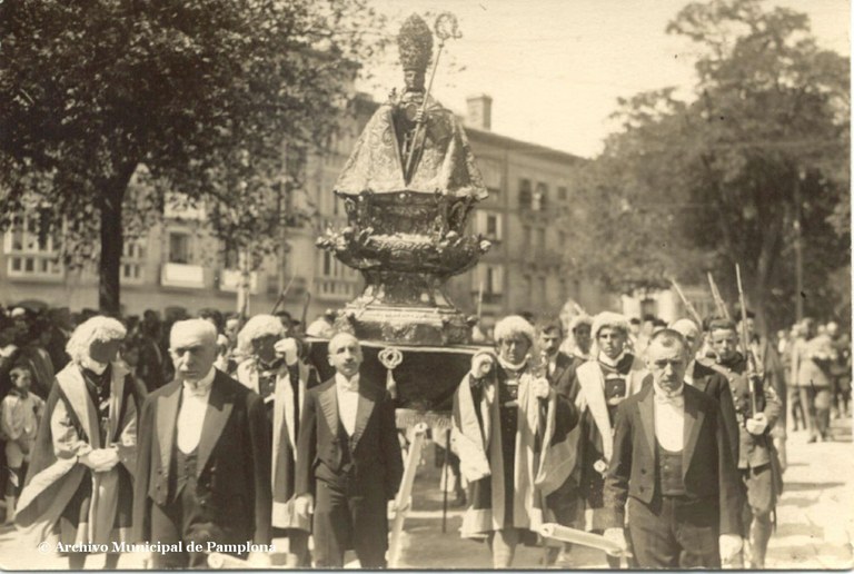 Birsortu da Iruñea eta nire dantza grina! Birsortu da Iruñea eta nire dantza grina!