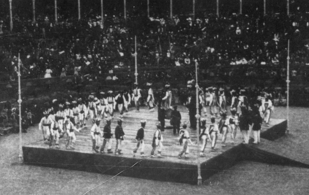 Yanza yauci, zortzitan sinple eta burrunba dantza, 1920an Iruñean