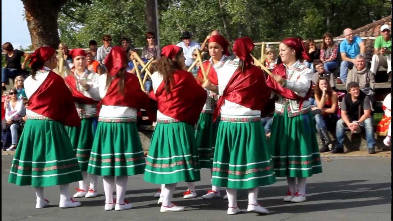 Lotuneak: Ferreries-eko jaleoa eta Cortes-eko jota