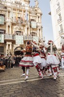 Iruñea. Trokeo-dantzak