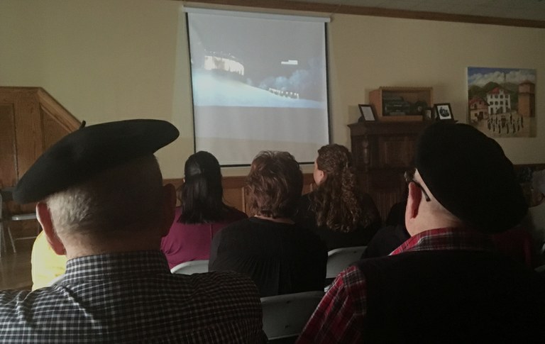 "Dantza" aurkezten euskal far westean