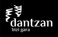Dantzan logoa 2022 hondo beltza irudi zuria