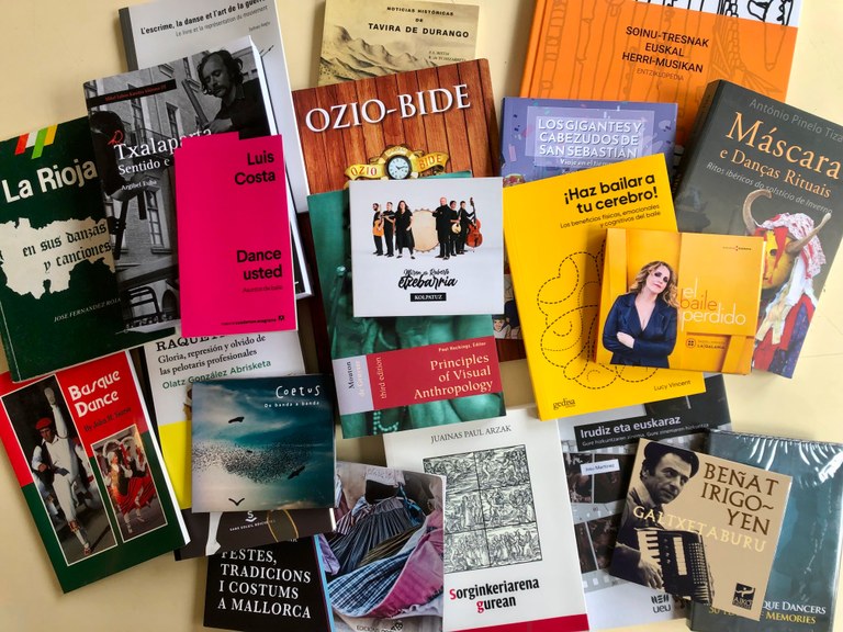 Liburutegia dantzan 2023