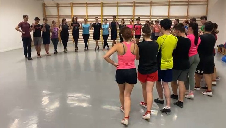 Oldarraldiaren kontrako soka-dantzarako tutoriala