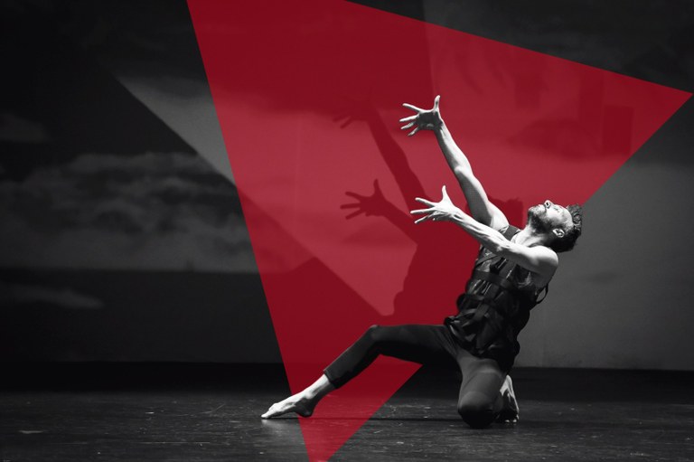 "Eresoinkaren itzalak" ikuskizuna aurkeztuko du Dantzazek Angelun urriaren 22an