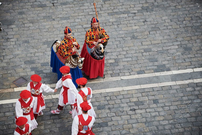 2022-09-09_Batasunaren_Pribilegioa-03