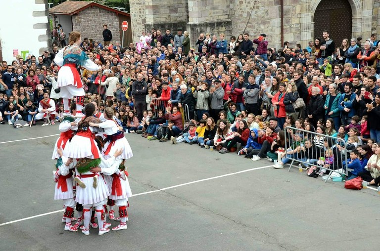 2022-04-30-Nafarroaren-eguna-Baigorri_01 2022-04-30-Nafarroaren-eguna-Baigorri_01