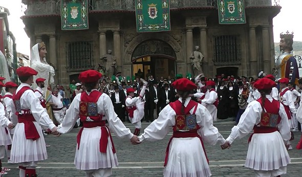 Batasunaren pribilegioa. Soka-dantza3