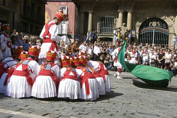 Sanfermin Aldapakoaren ezpata-dantza 2017-09