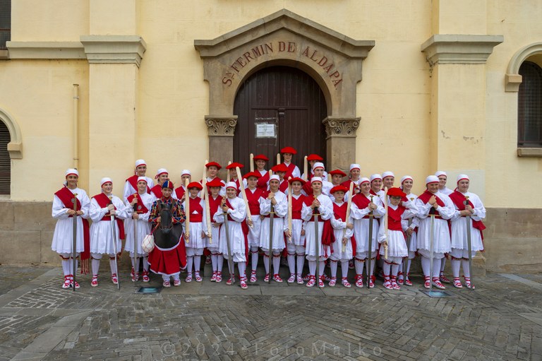 2024-07-08_Txikien-ezpata-dantza-01