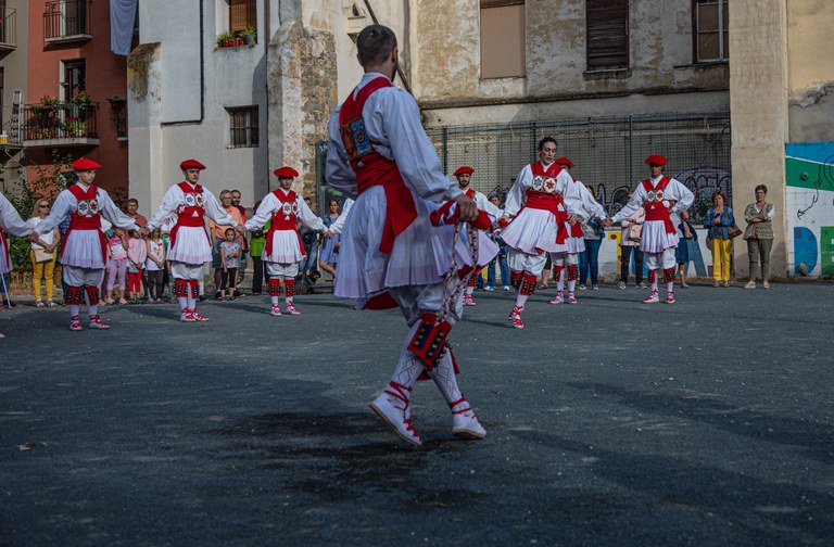 2022-06-23_Donibane-soka-dantza_01 2022-06-23_Donibane-soka-dantza_01