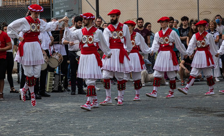 2022-06-23_Donibane-soka-dantza_04 2022-06-23_Donibane-soka-dantza_04