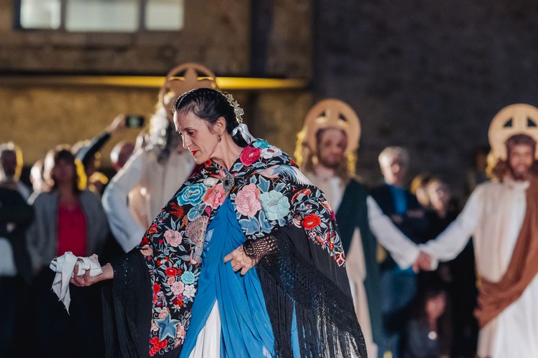 2025-10-21_Apostoluen-soka-dantza-Altzuzan-05