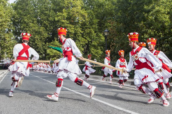 Sanfermin Aldapakoaren ezpata-dantza 2016 - 03 Sanfermin Aldapakoaren ezpata-dantza 2016 - 03