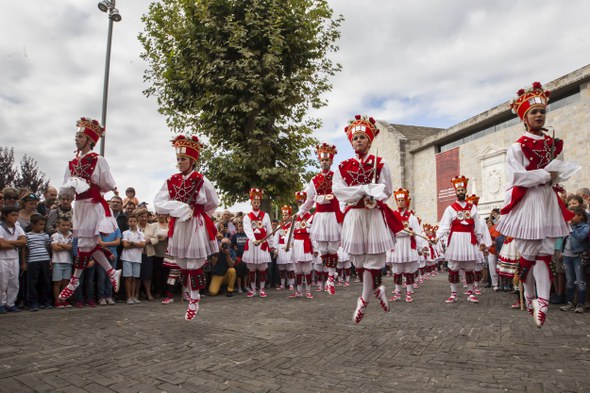 Sanfermin Aldapakoaren ezpata-dantza 2016-12 Sanfermin Aldapakoaren ezpata-dantza 2016-12