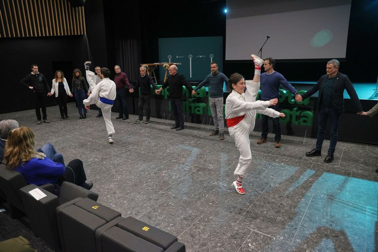 2026-01-16_Pilota-hiriburuzagitza_03