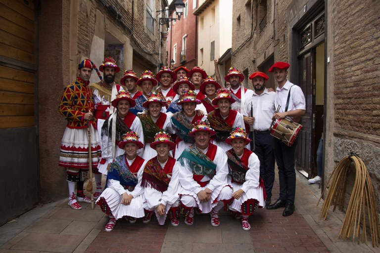 Alpargatak zopatuta zapatarik ez...